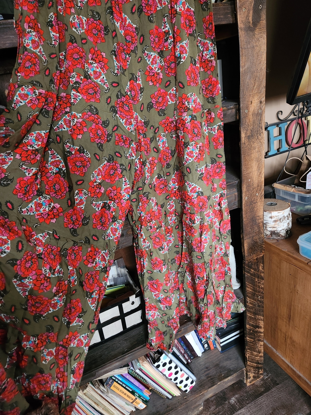 NATURAL LIFE Olive Palazzo Wide-leg Pants with Red-Pink Floral Print - Picture 3 of 3